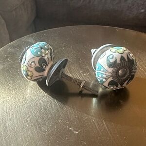 ❤️ FINAL❤️ Anthropologie Teal and White Ceramic Knobs